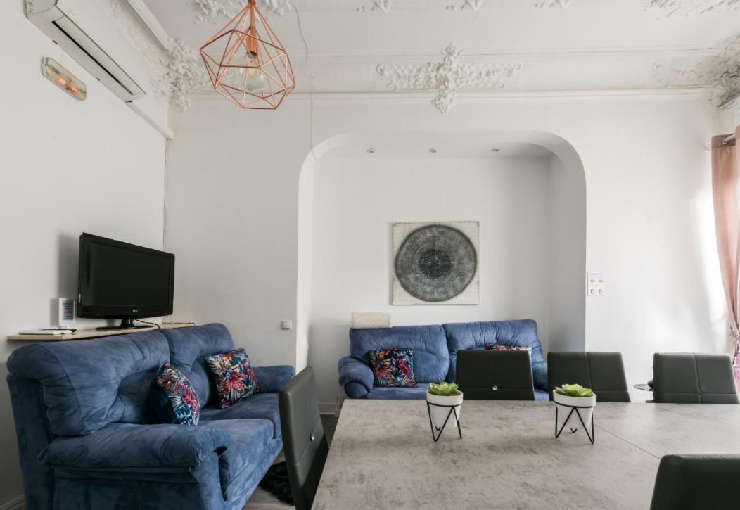 M&F 7 Rooms/7 Bathrooms Over Gran Via Madrid Exterior photo