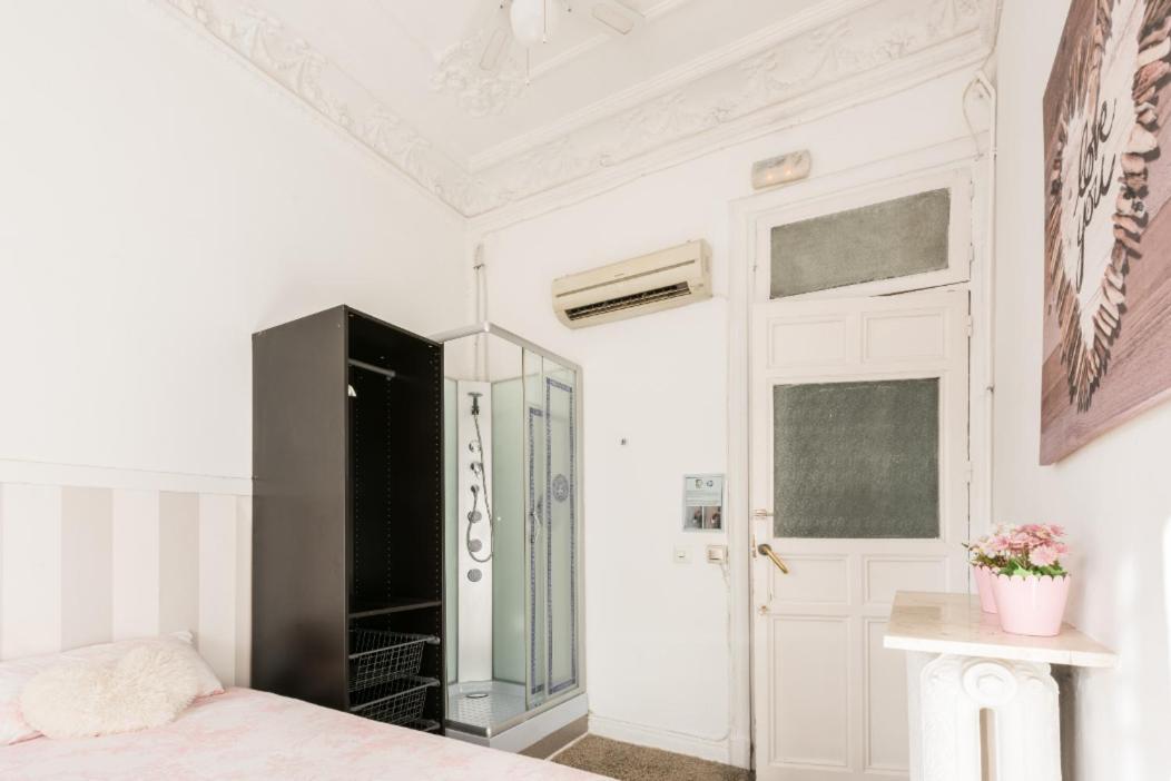 M&F 7 Rooms/7 Bathrooms Over Gran Via Madrid Exterior photo