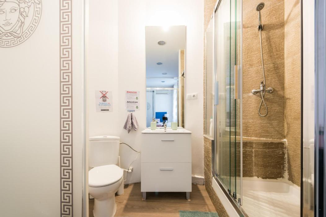 M&F 7 Rooms/7 Bathrooms Over Gran Via Madrid Exterior photo